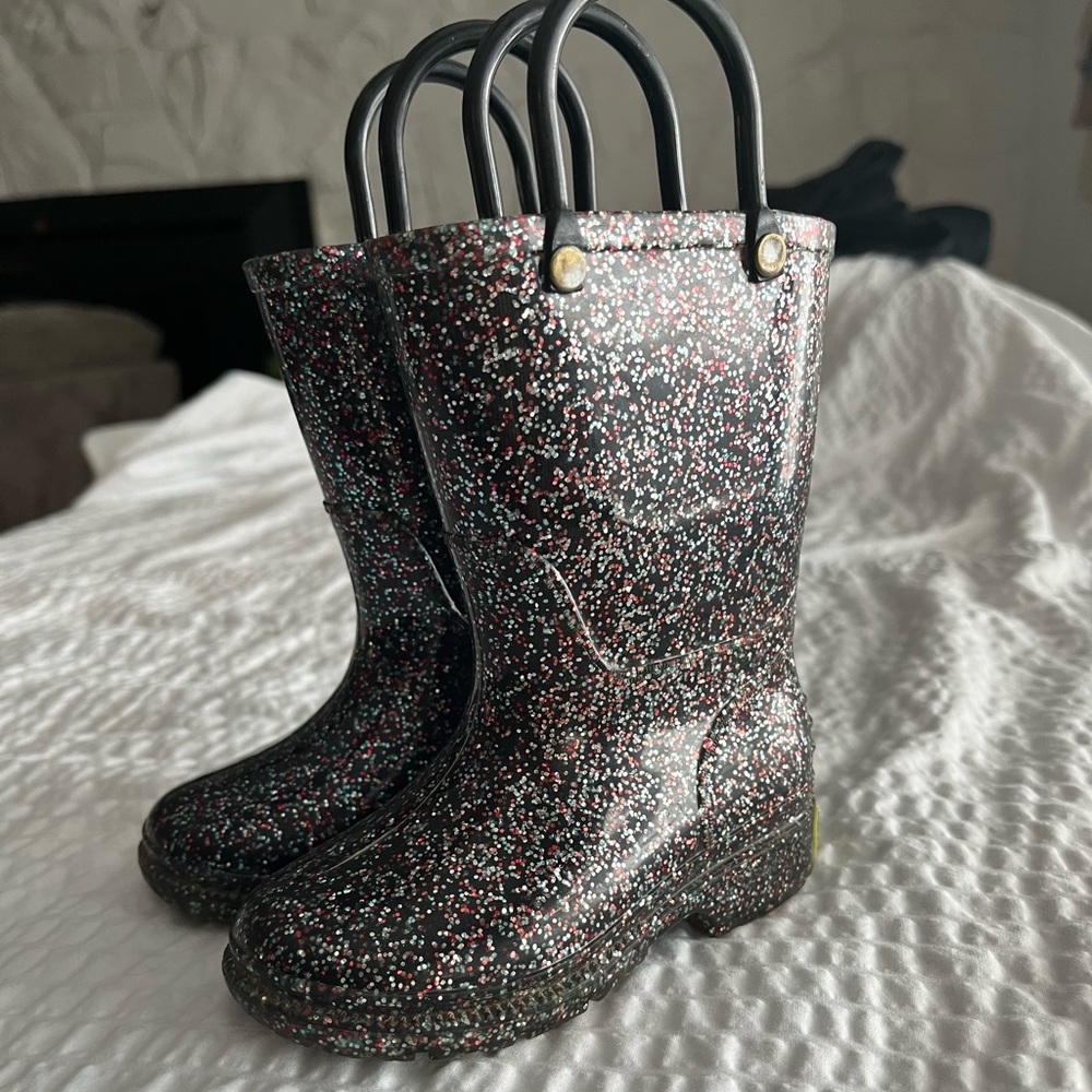Glitter rain boots for toddler